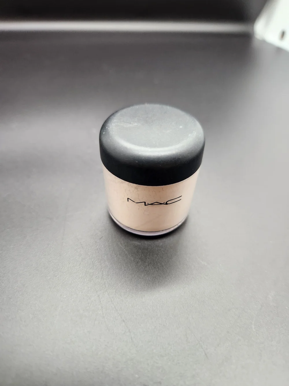 MAC Cosmetics Loose Pigment- Provence